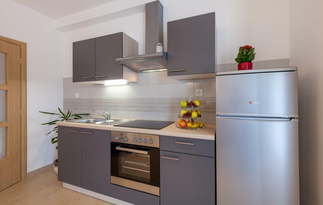 Sunny Garden A2 Apartment สปลิท ภายนอก รูปภาพ