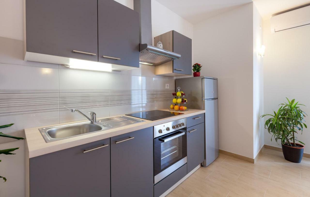 Sunny Garden A2 Apartment สปลิท ภายนอก รูปภาพ